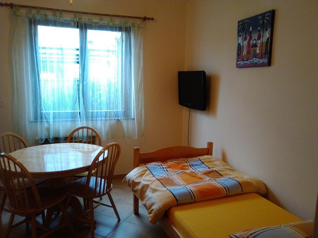 Apartment Jasmine อิซอลา ภายนอก รูปภาพ